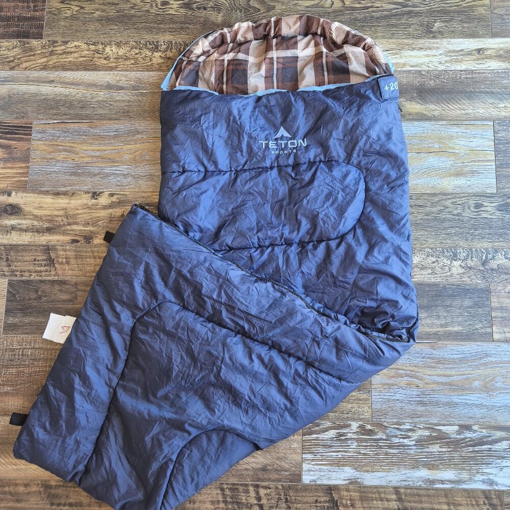 Teton Sports Celsius Junior 20°F Left Zipper Camping Sleeping Bag Blue 66"x26"